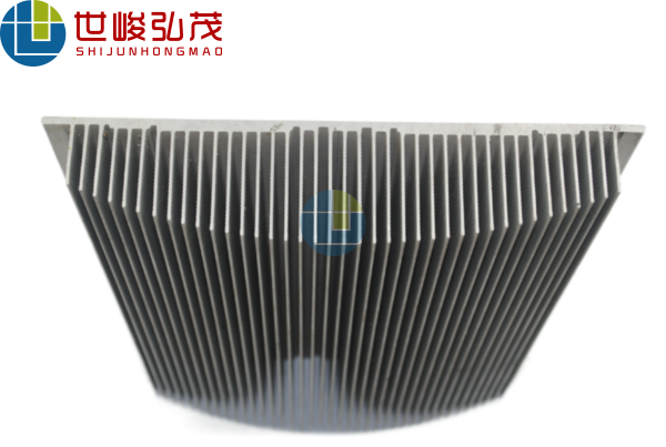 鋁型材散熱器廠家能夠定制化加工生產(chǎn)嗎<div   id=